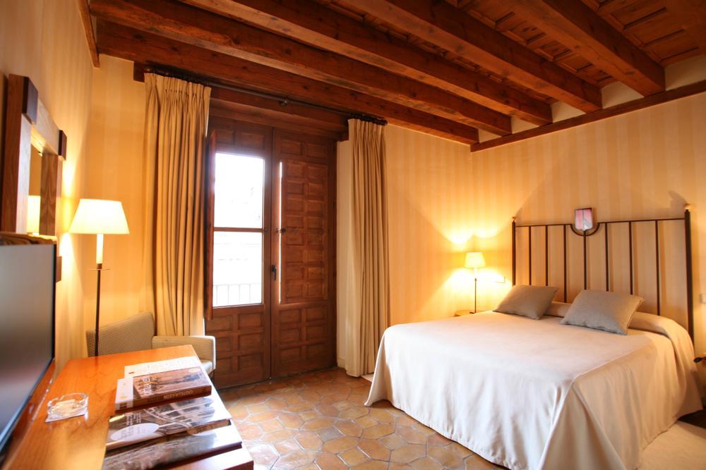 El Hotel De La Villa Pedraza Extérieur photo