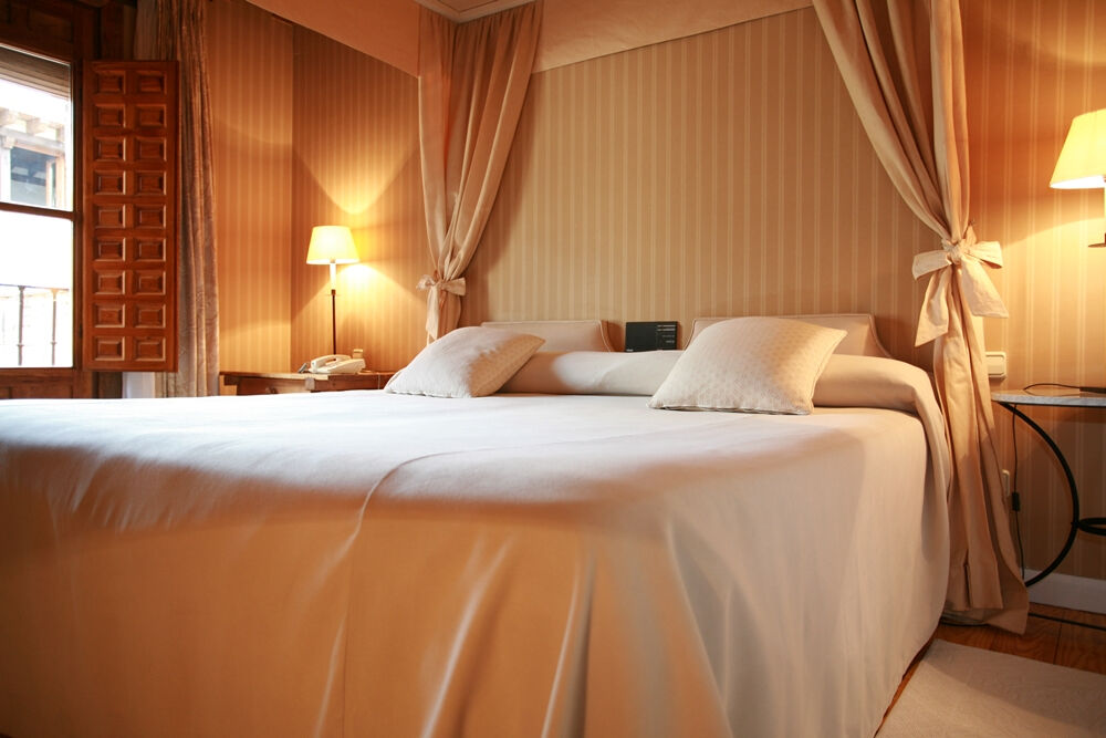 El Hotel De La Villa Pedraza Extérieur photo